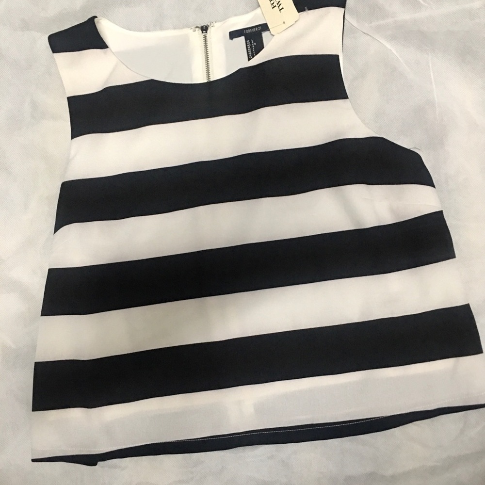 Forever 21-Ladies Top